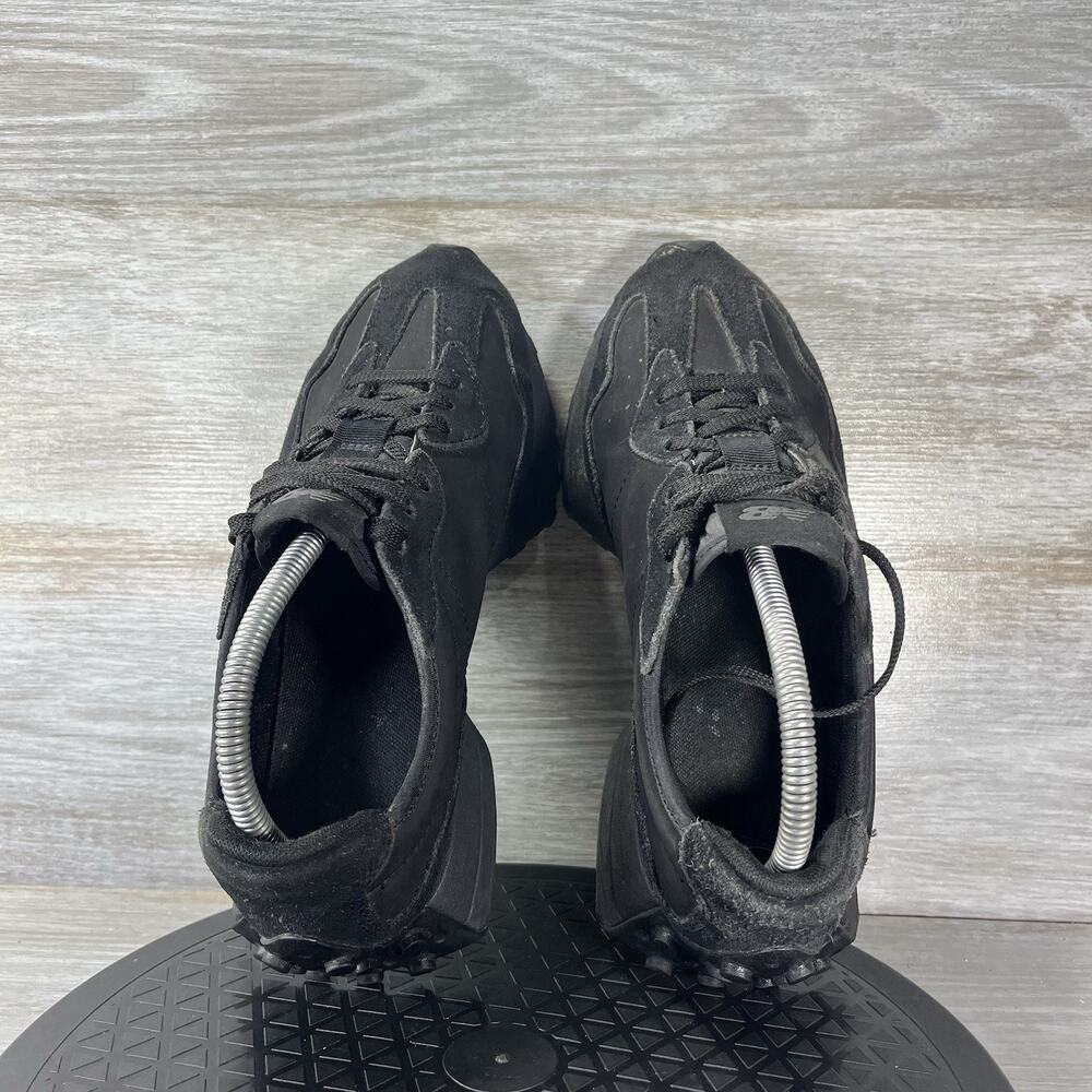 New Balance Men’s 327 Triple Black Athletic Sneakers Size 8 - Picture 7 of 10